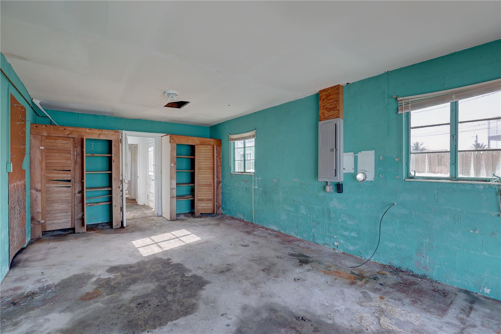 440 S Bayshore Dr Property Photo 23
