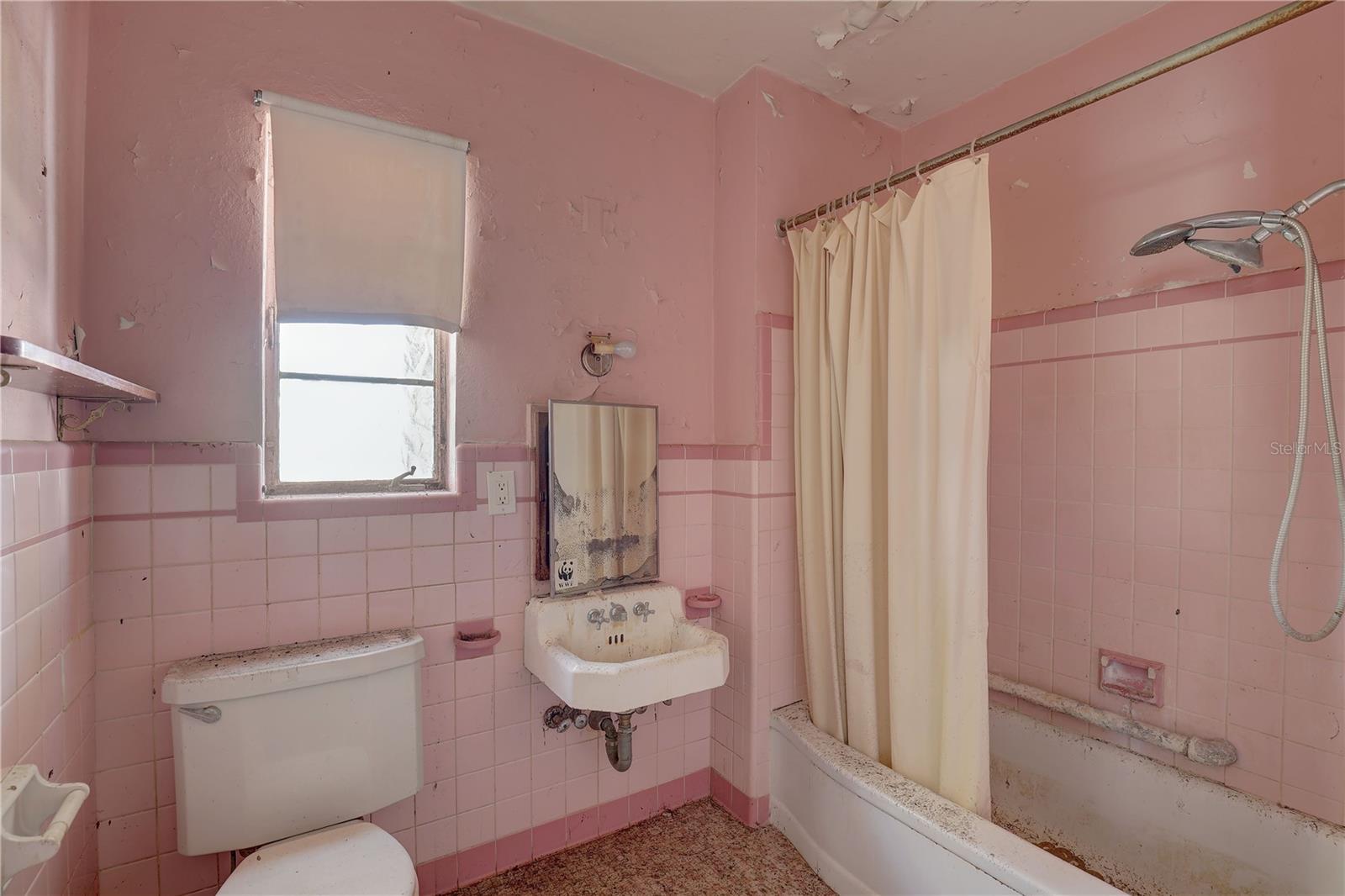 440 S Bayshore Dr Property Photo 27
