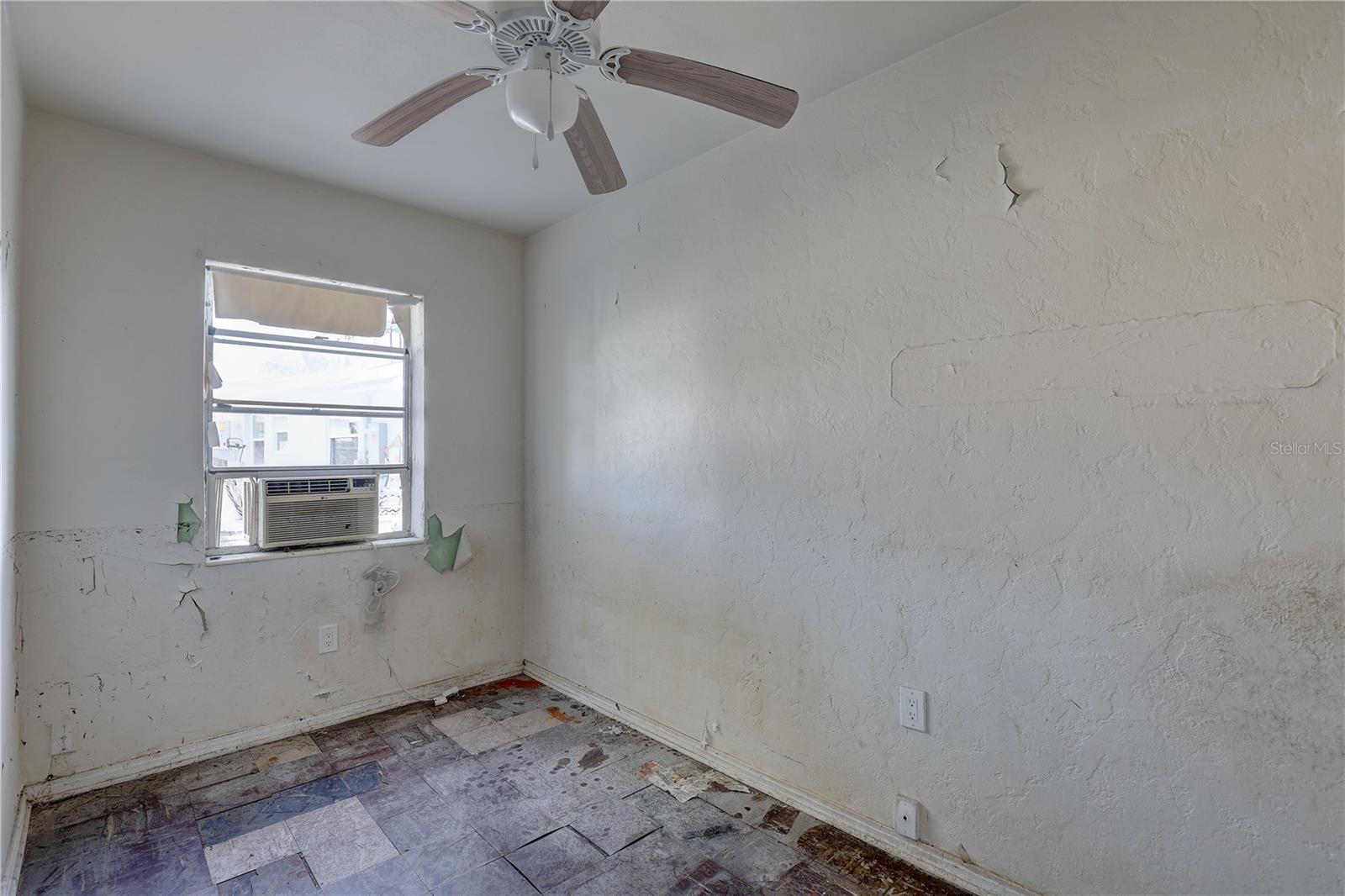 440 S Bayshore Dr Property Photo 30
