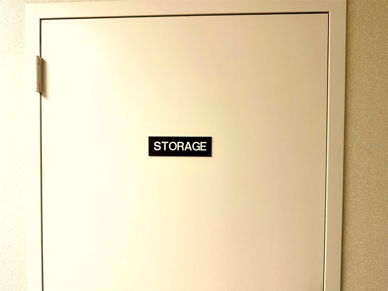 690 Island Way #707 Property Photo 41