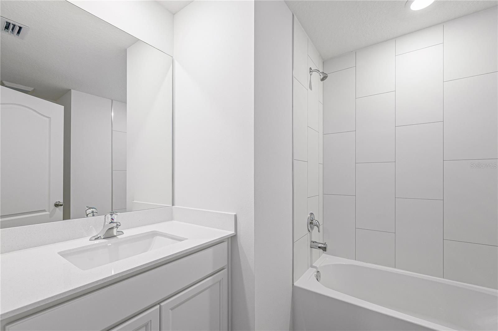 10 Sawfish Ct Property Photo 15