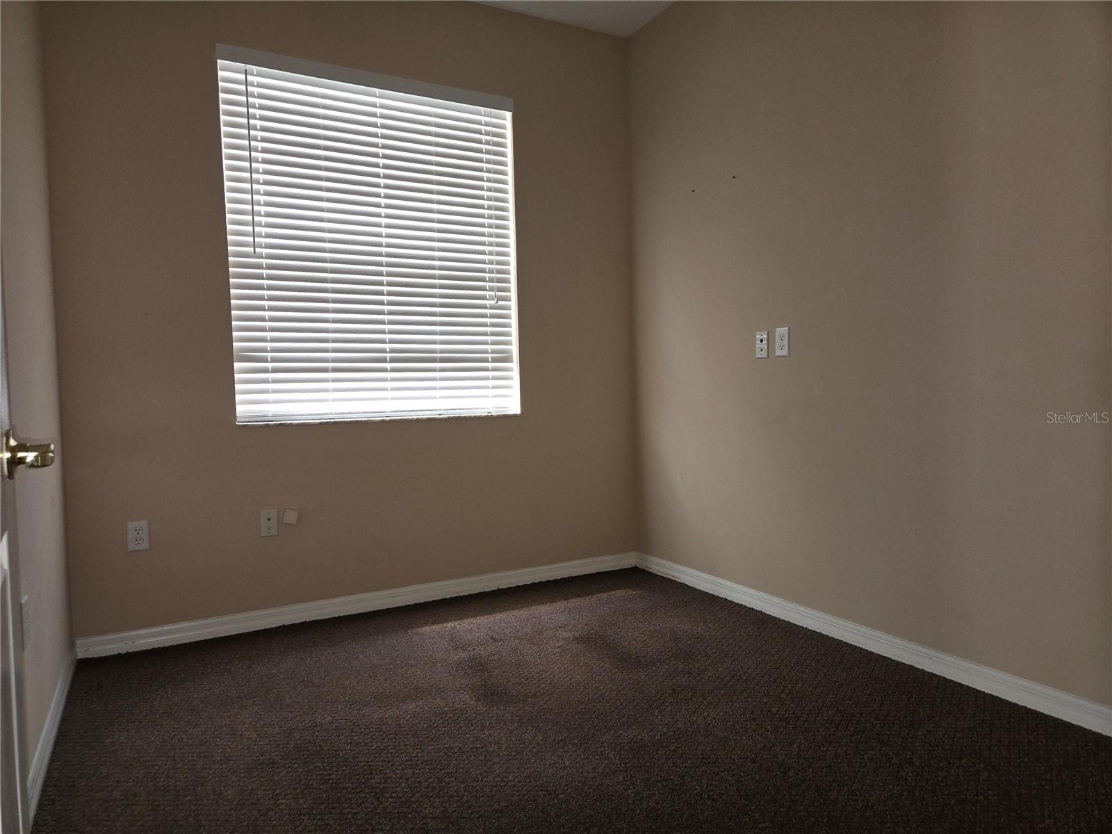 13135 W Linebaugh Ave Property Photo 16