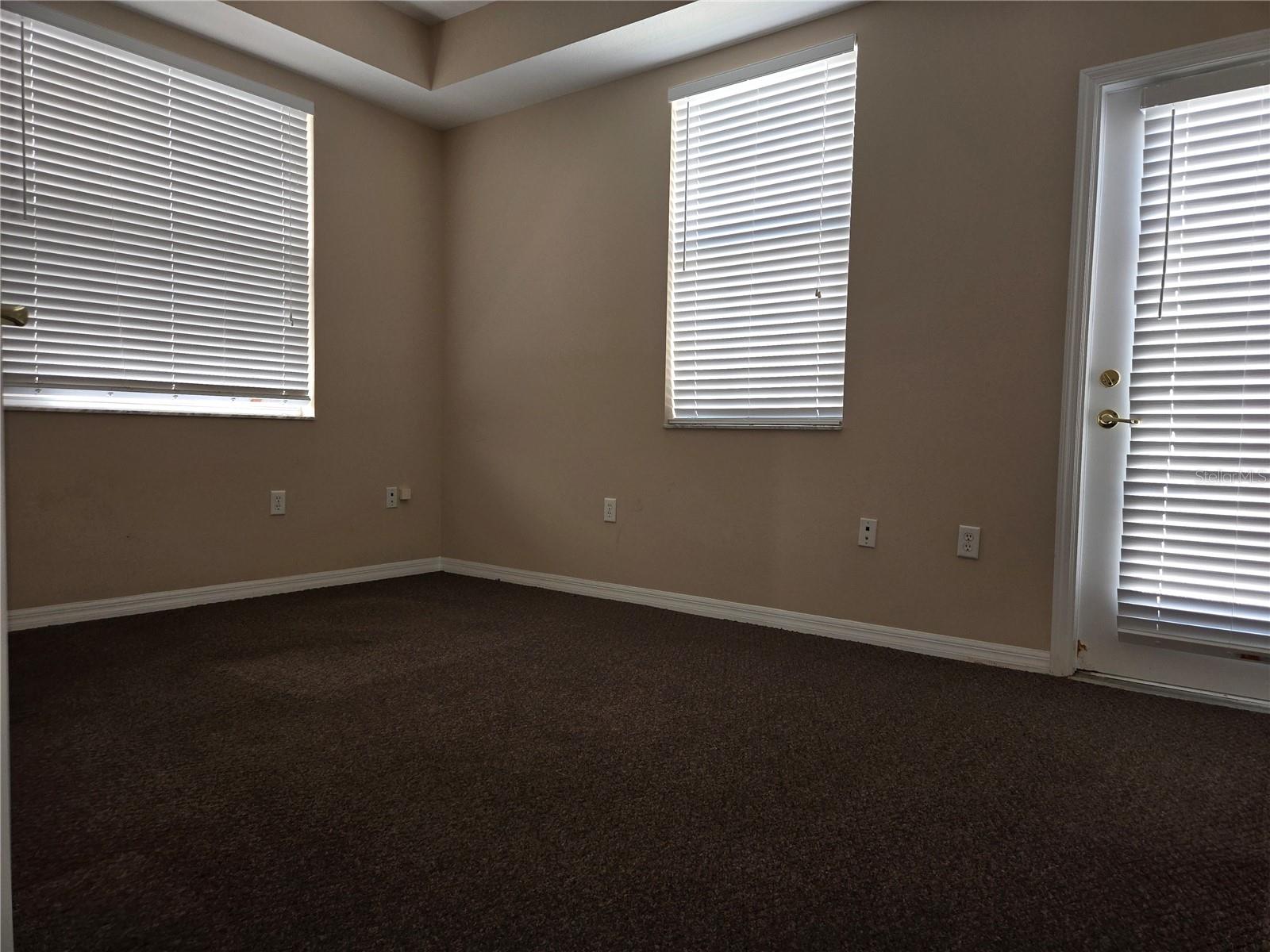 13135 W Linebaugh Ave Property Photo 17