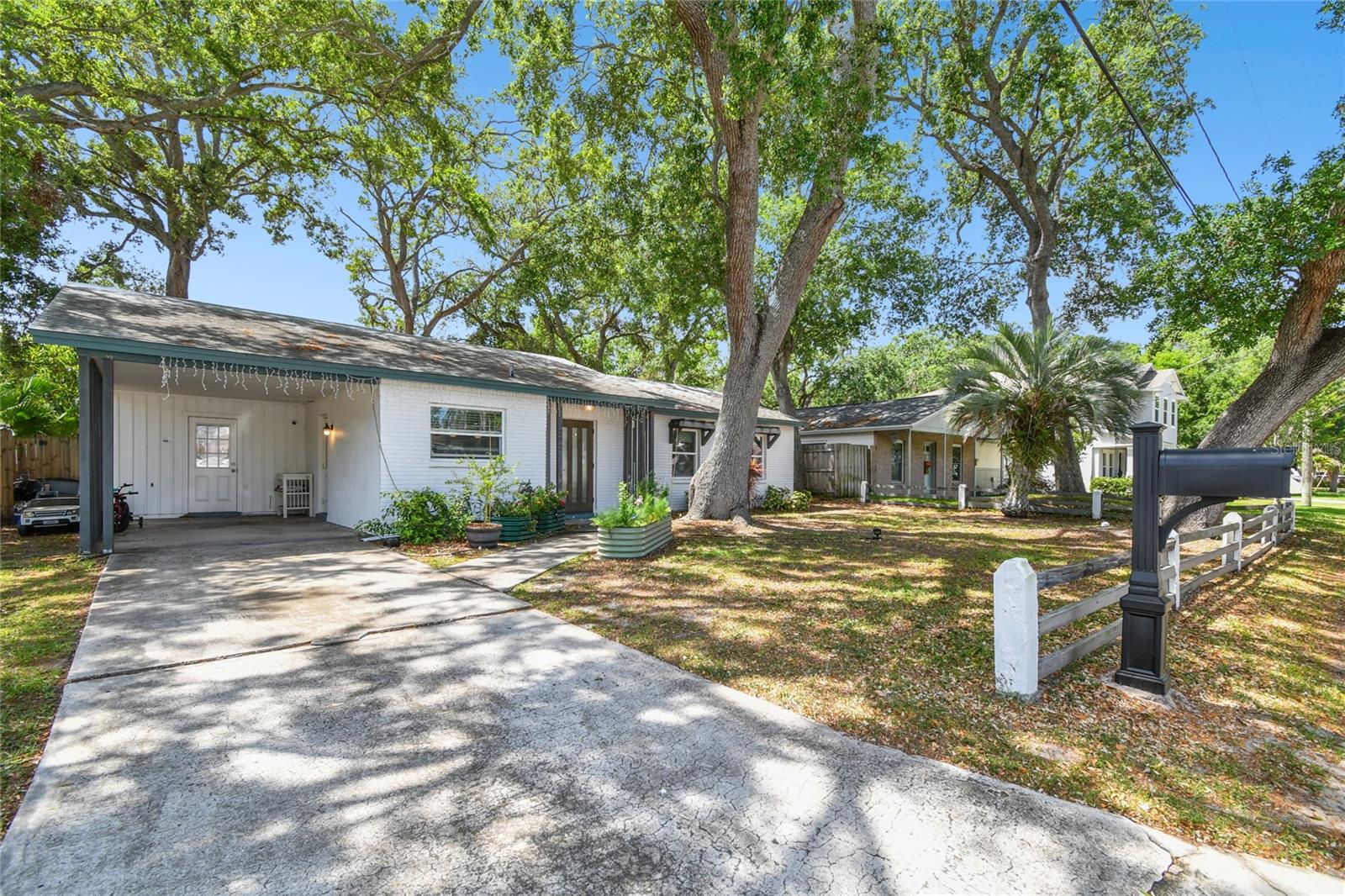 3202 W Coachman Ave Property Photo