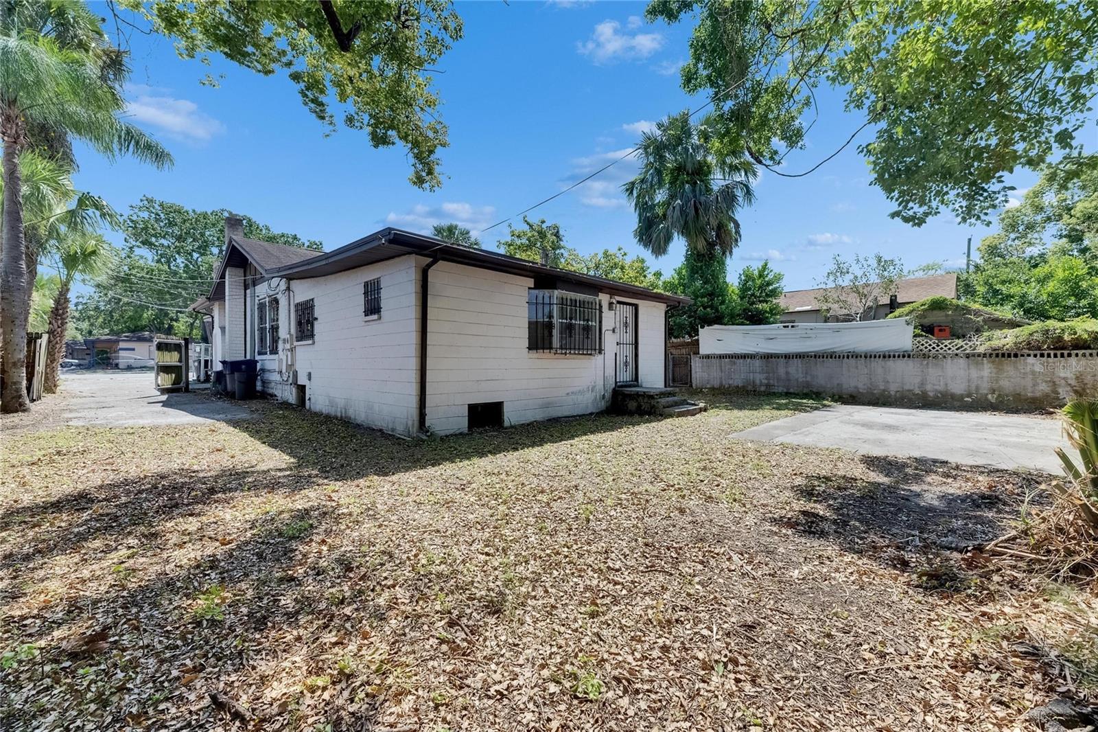 7002 N Nebraska Ave Property Photo 12
