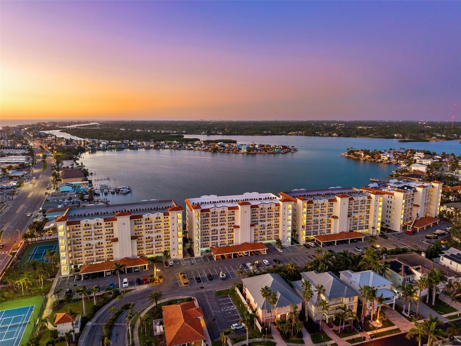 17717 Gulf Blvd #702 Property Photo