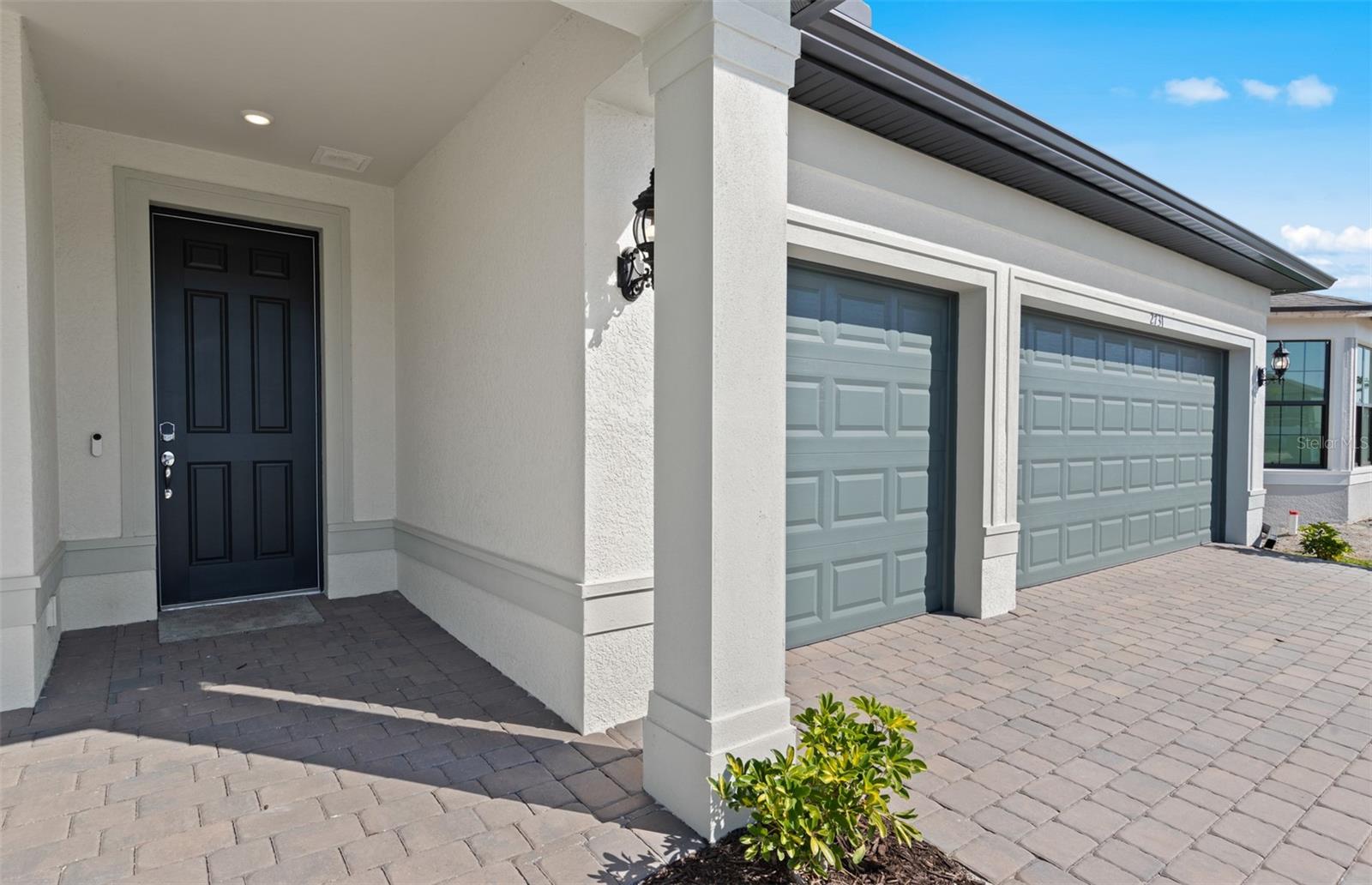 2731 Winding Creek Trl Property Photo 5