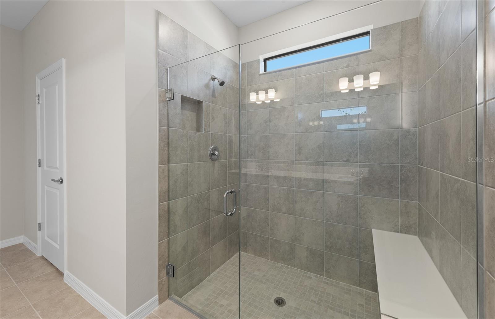 2731 Winding Creek Trl Property Photo 26