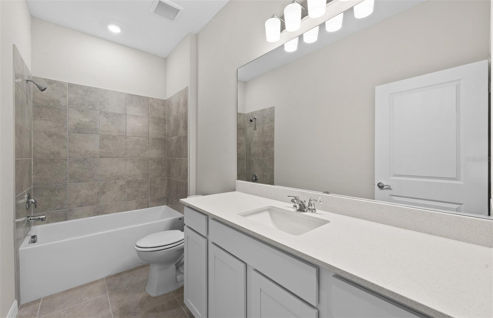 2731 Winding Creek Trl Property Photo 36