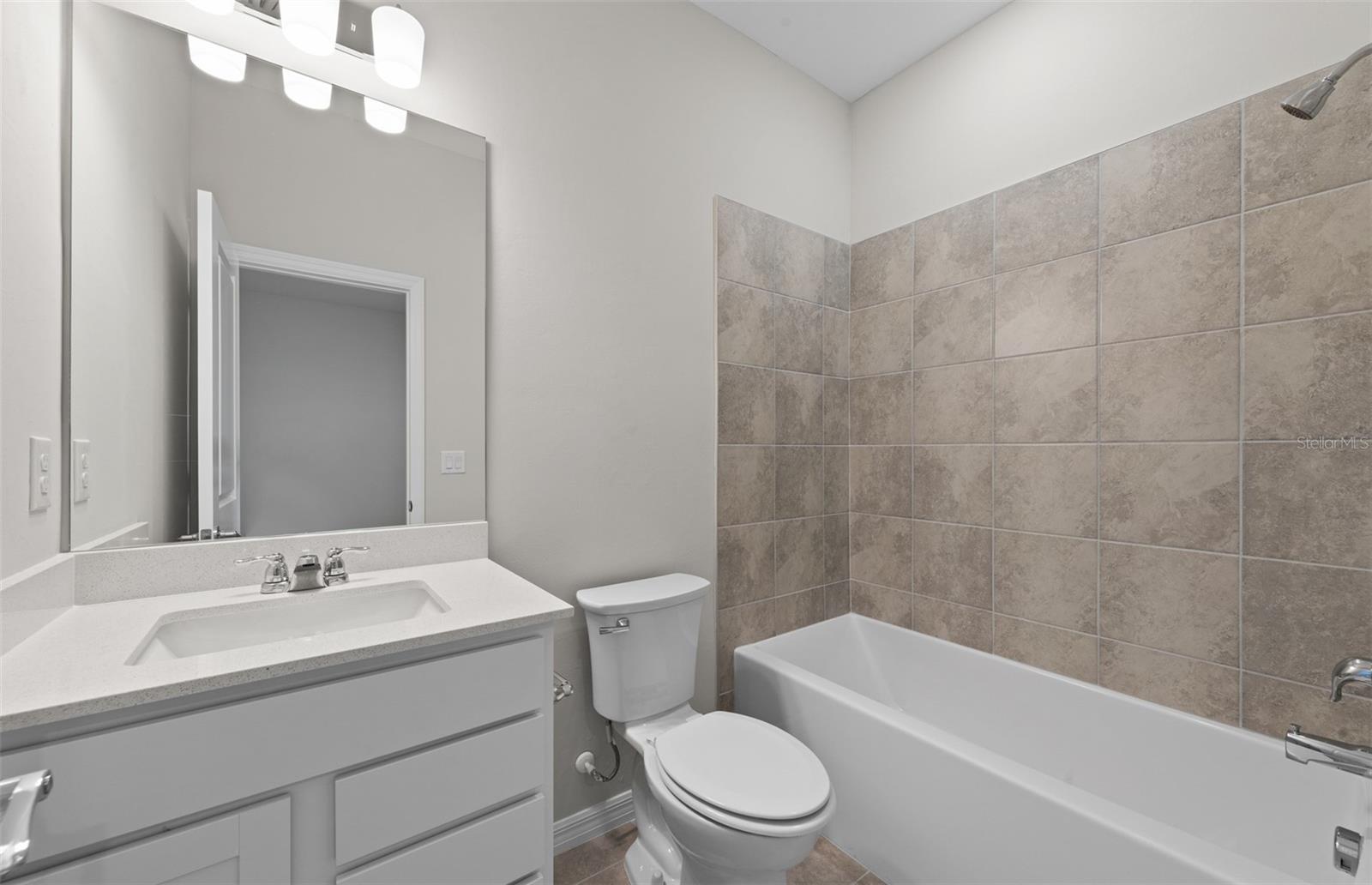 2731 Winding Creek Trl Property Photo 37