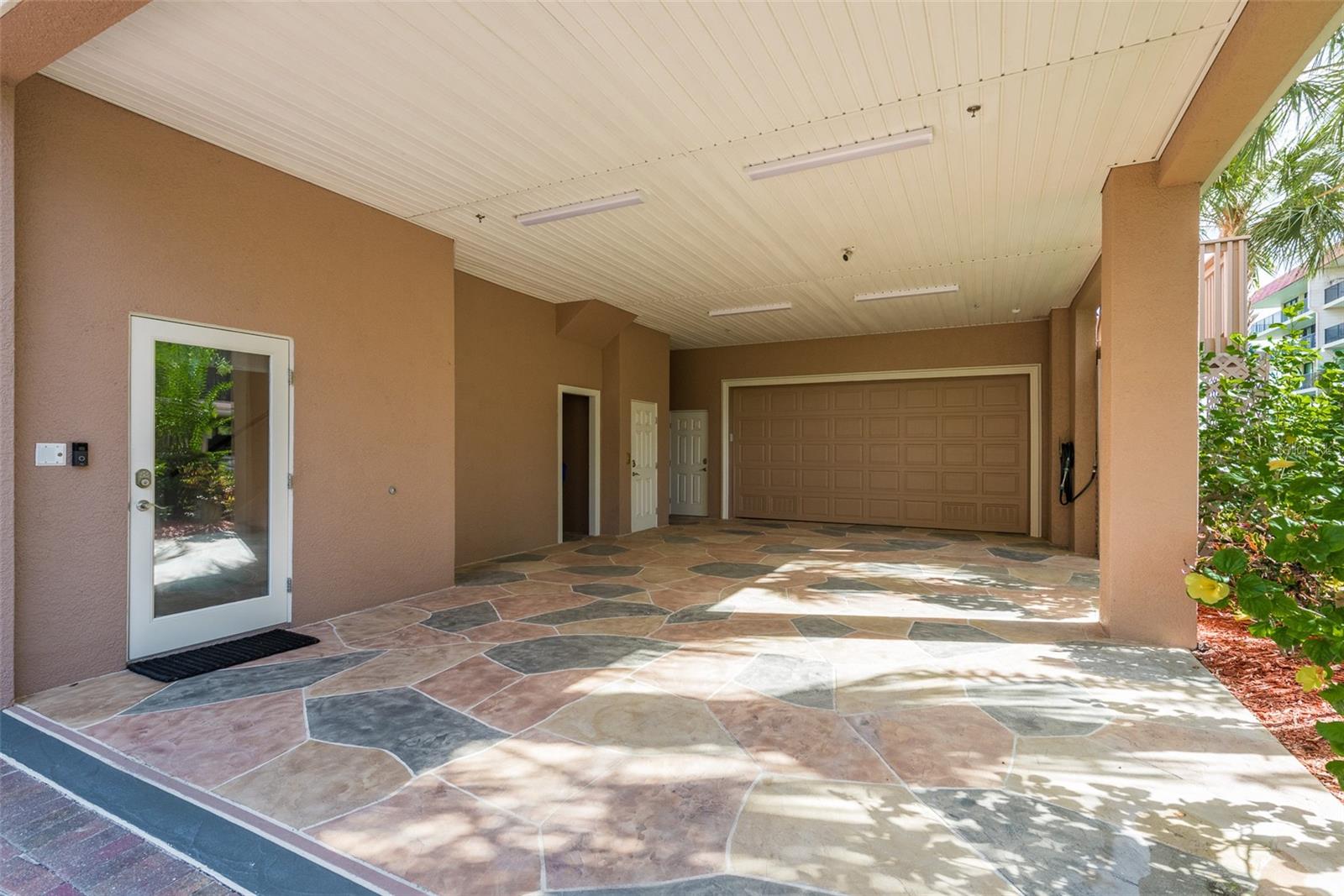600 Reserve Ln Property Photo 8
