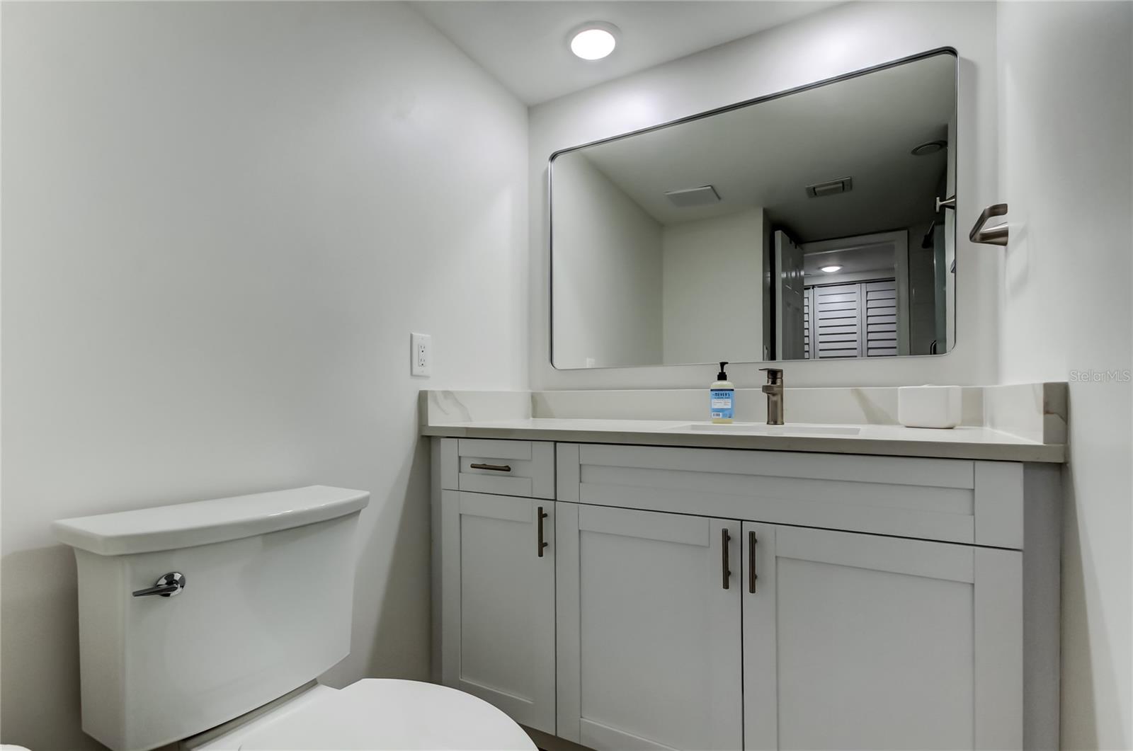 1290 Gulf Blvd #1102 Property Photo 38