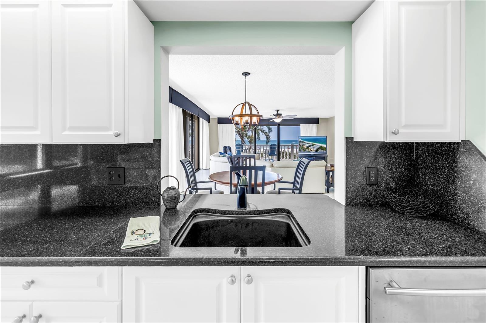 6650 Sunset Way #118 Property Photo 14
