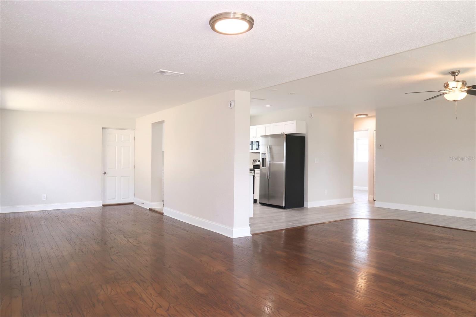 5143 Jasmine Cir Property Photo 7