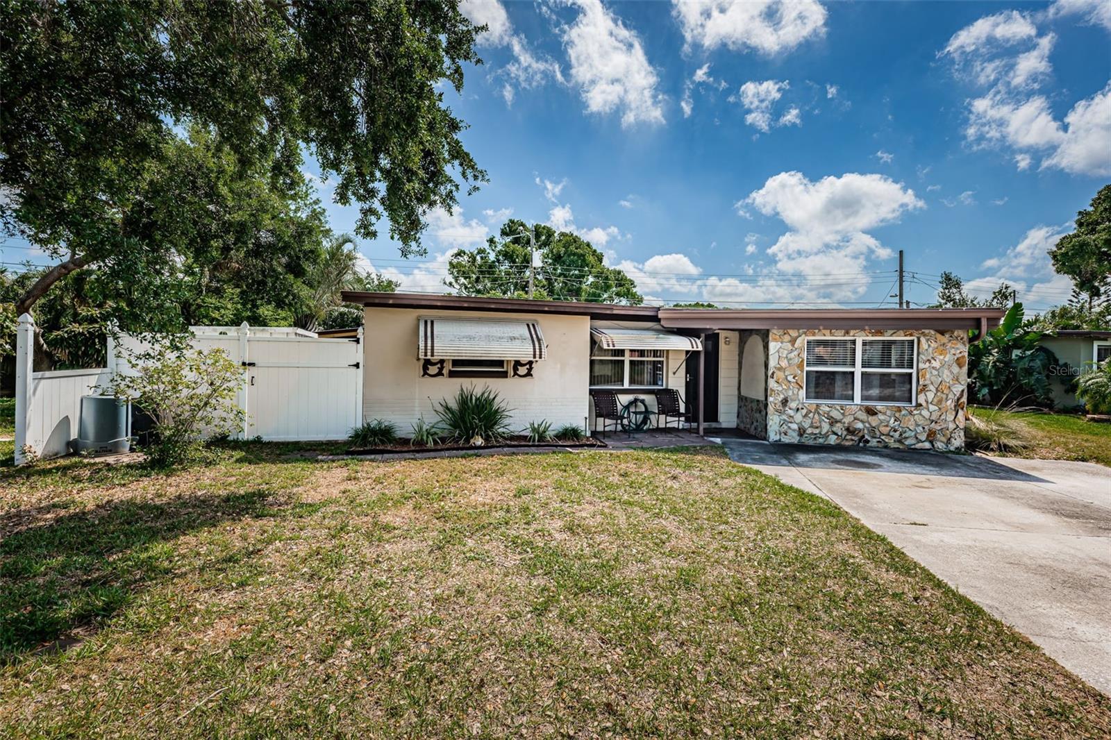 11831 104th Ln Property Photo