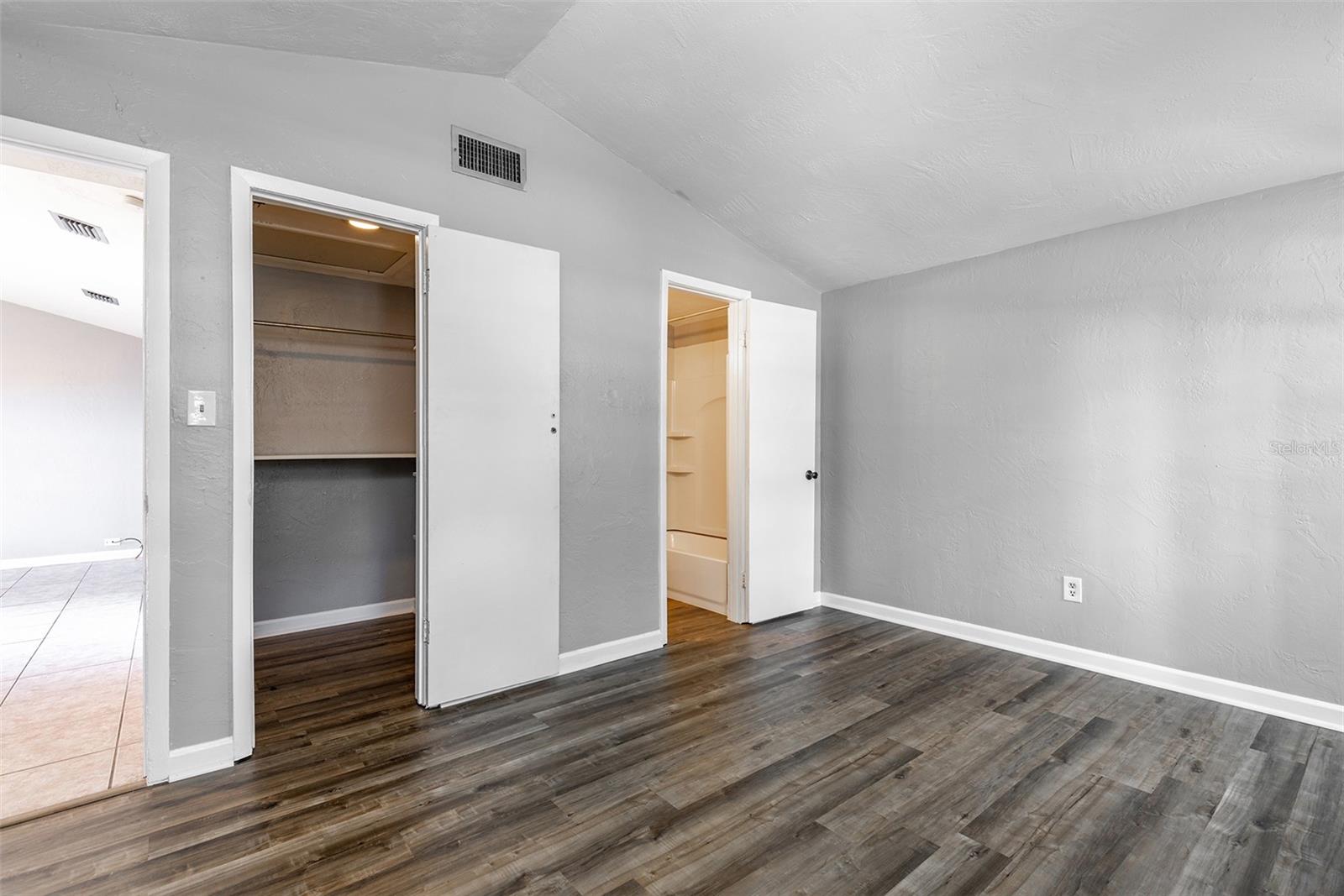 408 3rd Ave Property Photo 15