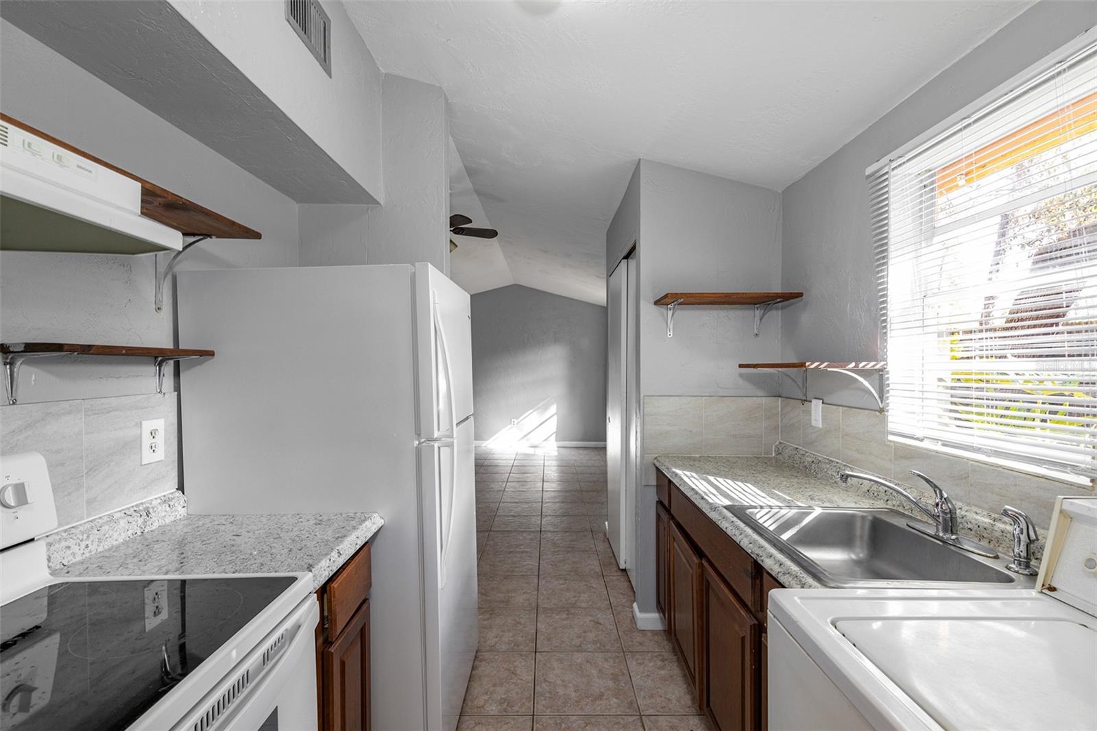 408 3rd Ave Property Photo 35