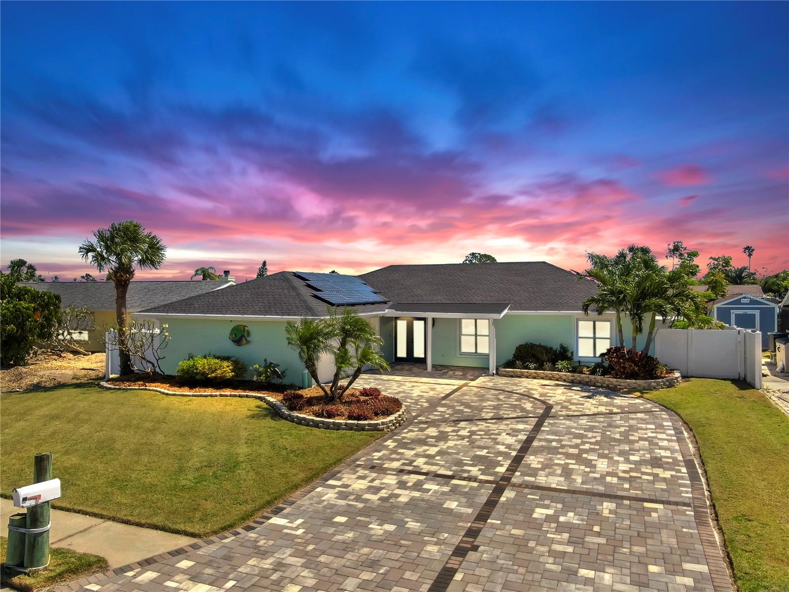6511 Senegal Palm Way Property Photo