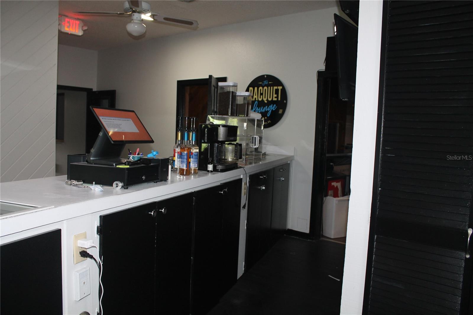 8836 Us Highway 19 #cafe Property Photo 8