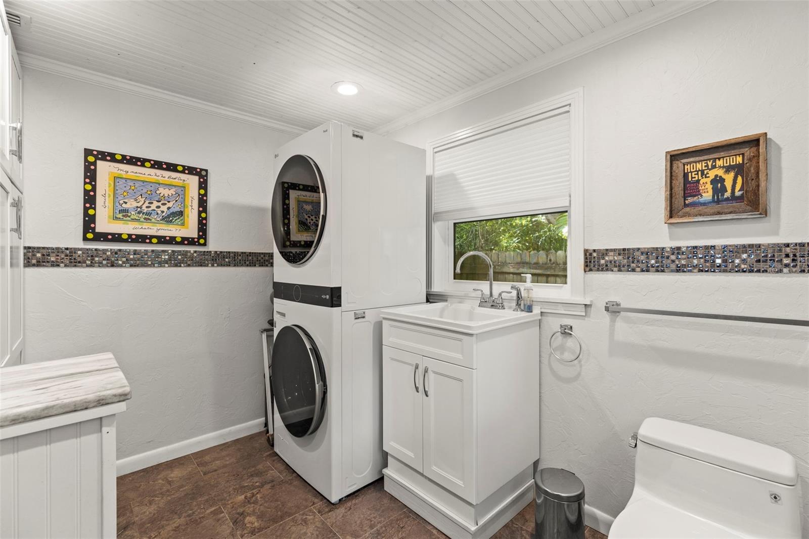 522 James St Property Photo 17