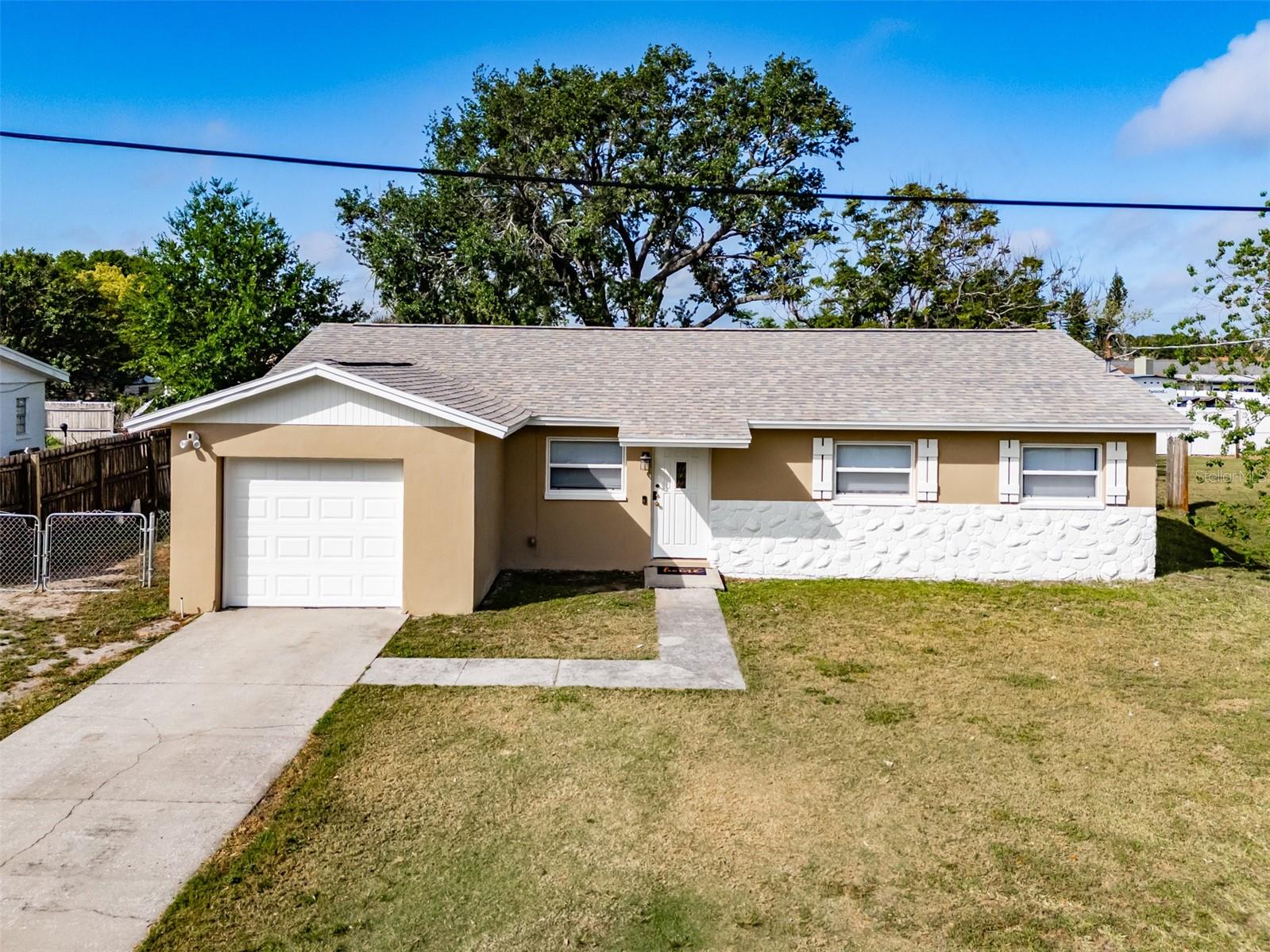 428 Flamingo Dr Property Photo