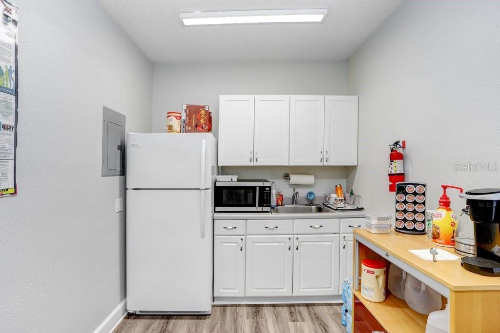 28947 State Road 54 #28947 & 28949 Property Photo 11