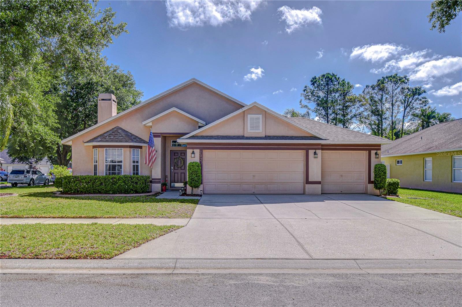 2927 Hickory Grove Dr Property Photo 1