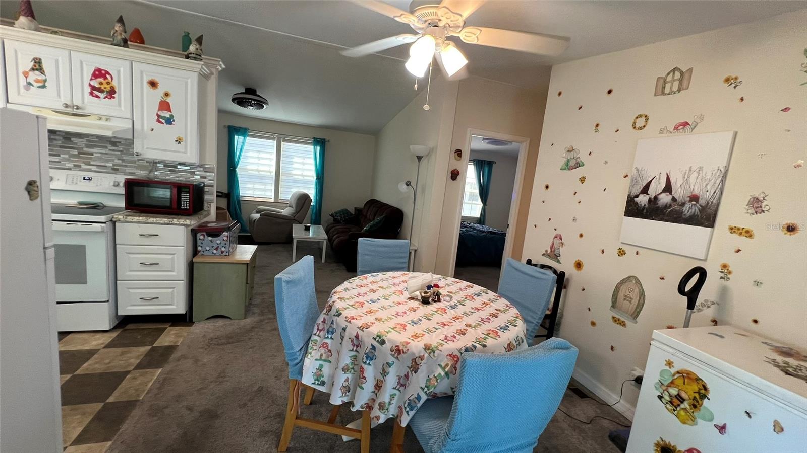 3829 Chah Dr Property Photo 3