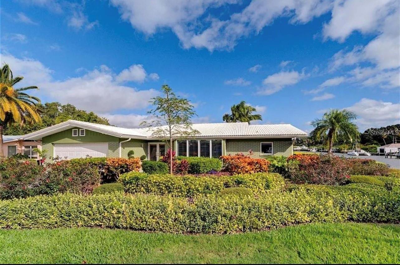 502 Palm Dr Property Photo