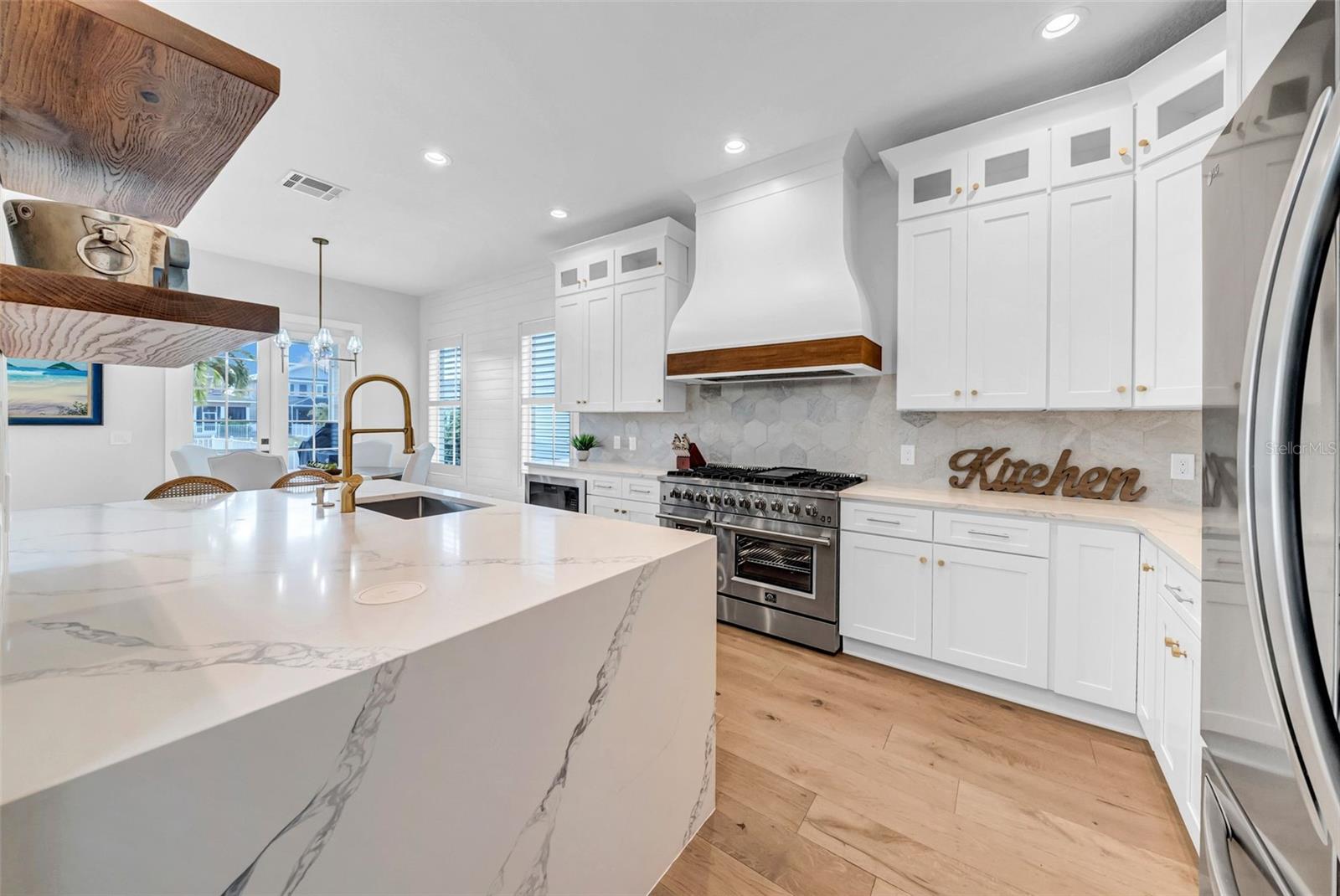 422 Islebay Dr Property Photo 14