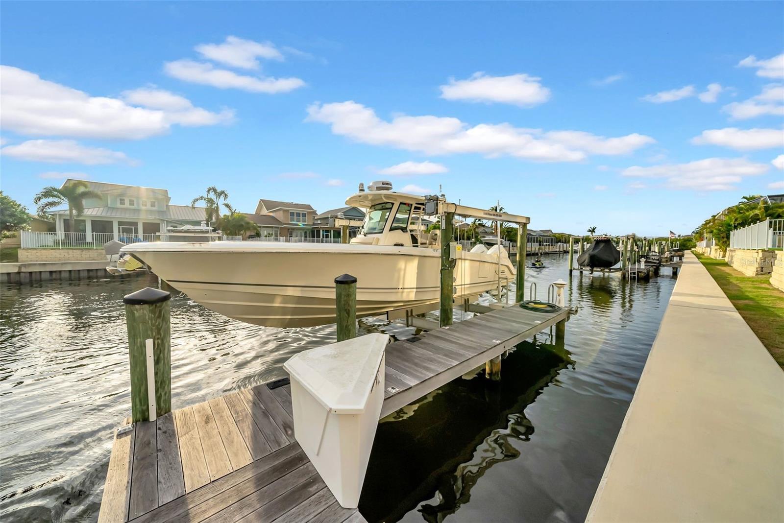 422 Islebay Dr Property Photo 34