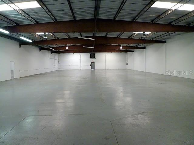 1185 Gooden Xing #building A, 10000 Sq Ft Property Photo