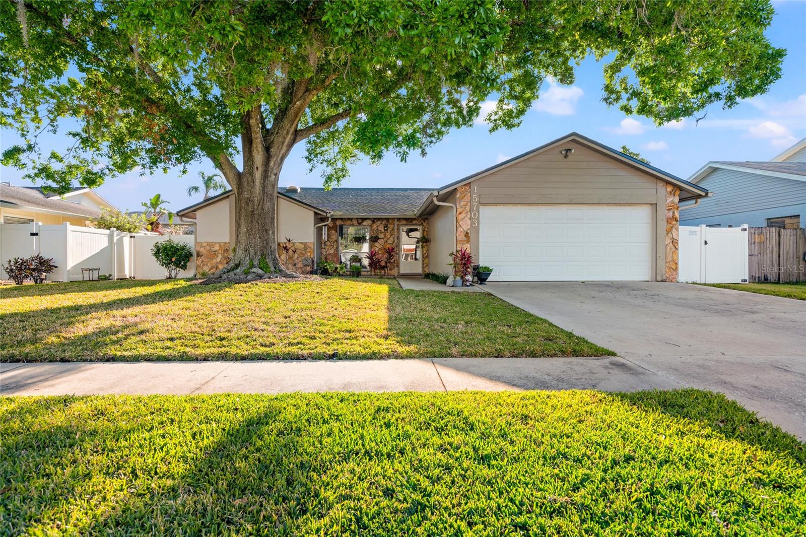 15703 Bovine Pl Property Photo