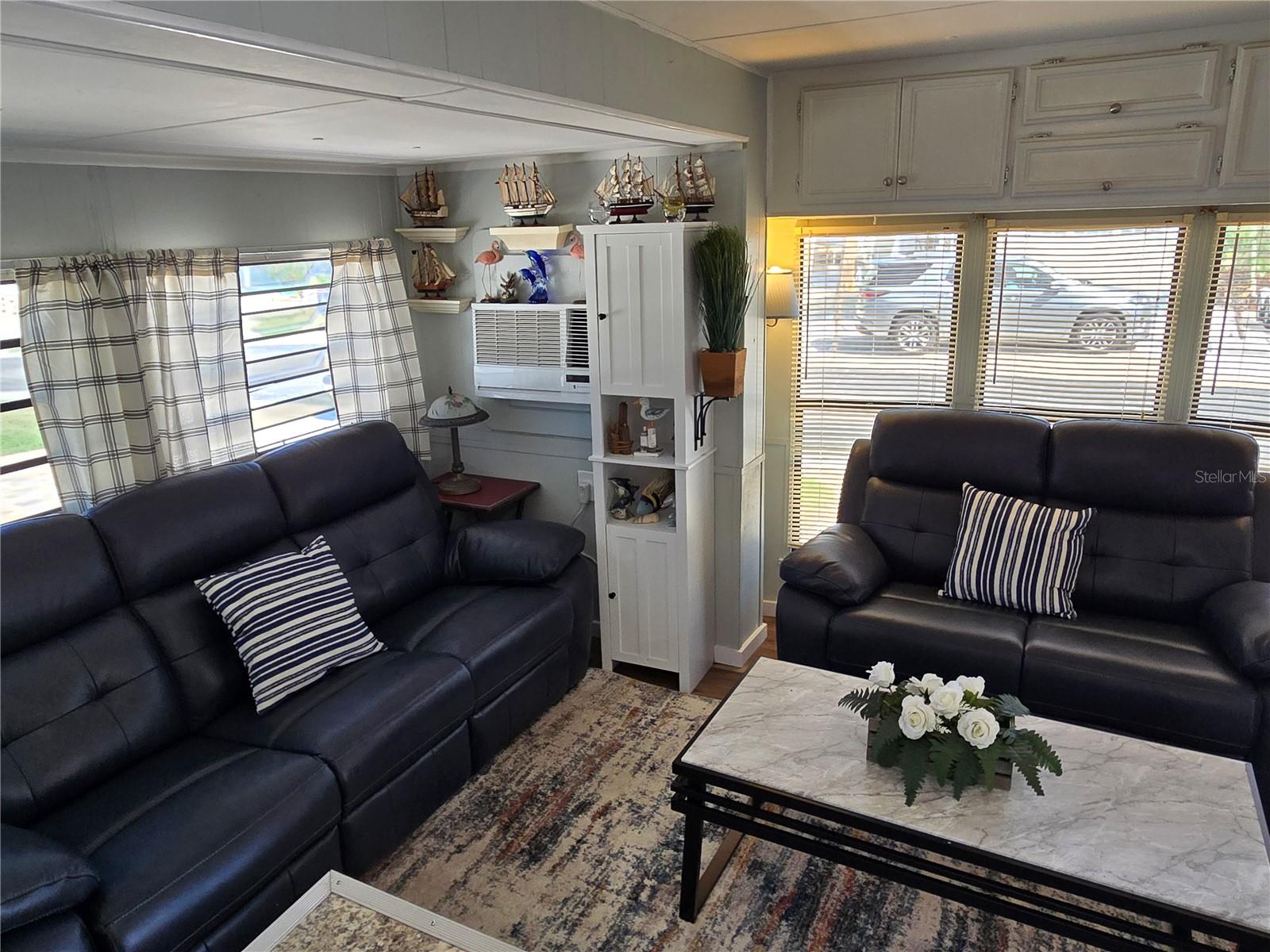 2043 Ketch Cir #c7 Property Photo 4