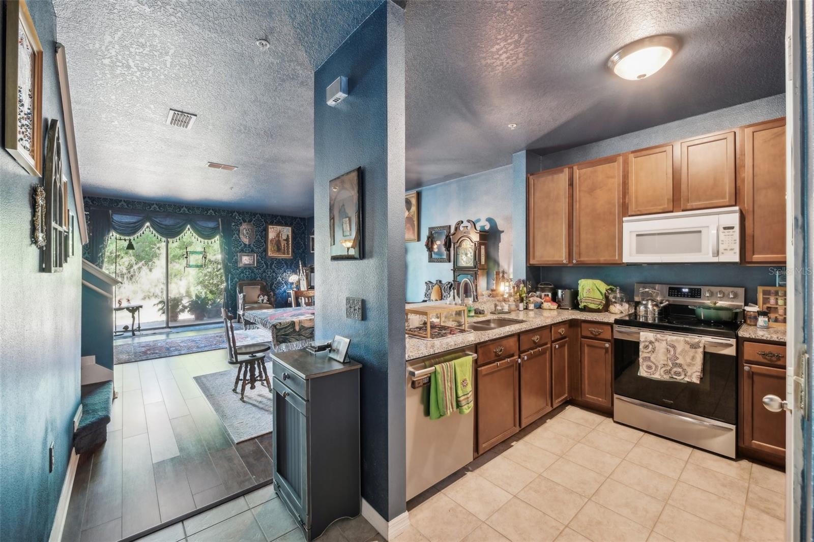 10451 Regent Square Dr #903 Property Photo 14