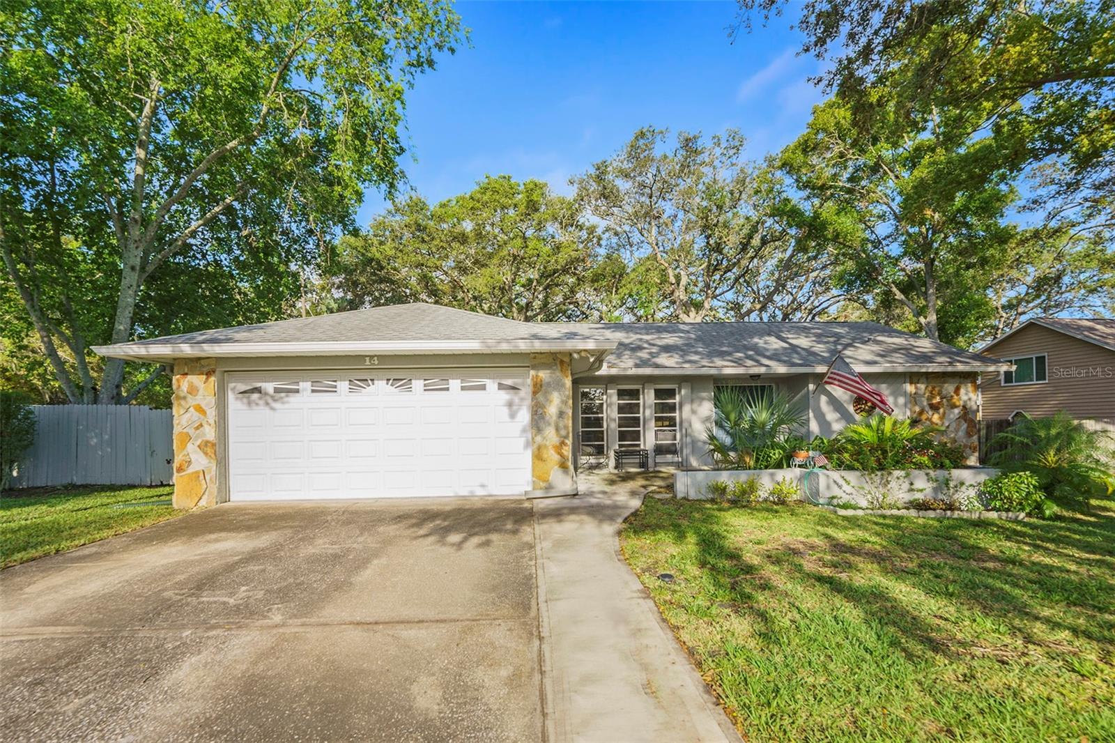 14 IDLEWILDE DR Property Photo 1