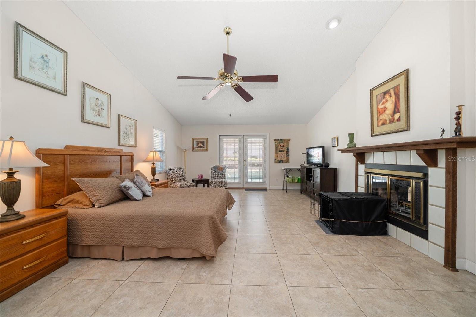 4868 Lake Valencia Blvd E Property Photo 17