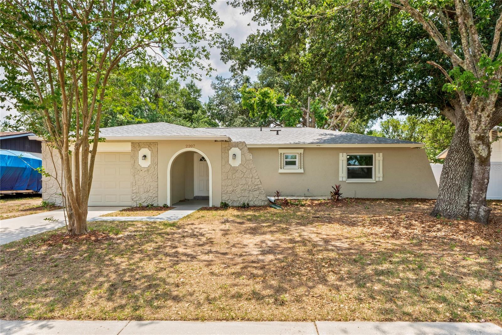 2207 Valleybrook Ave Property Photo