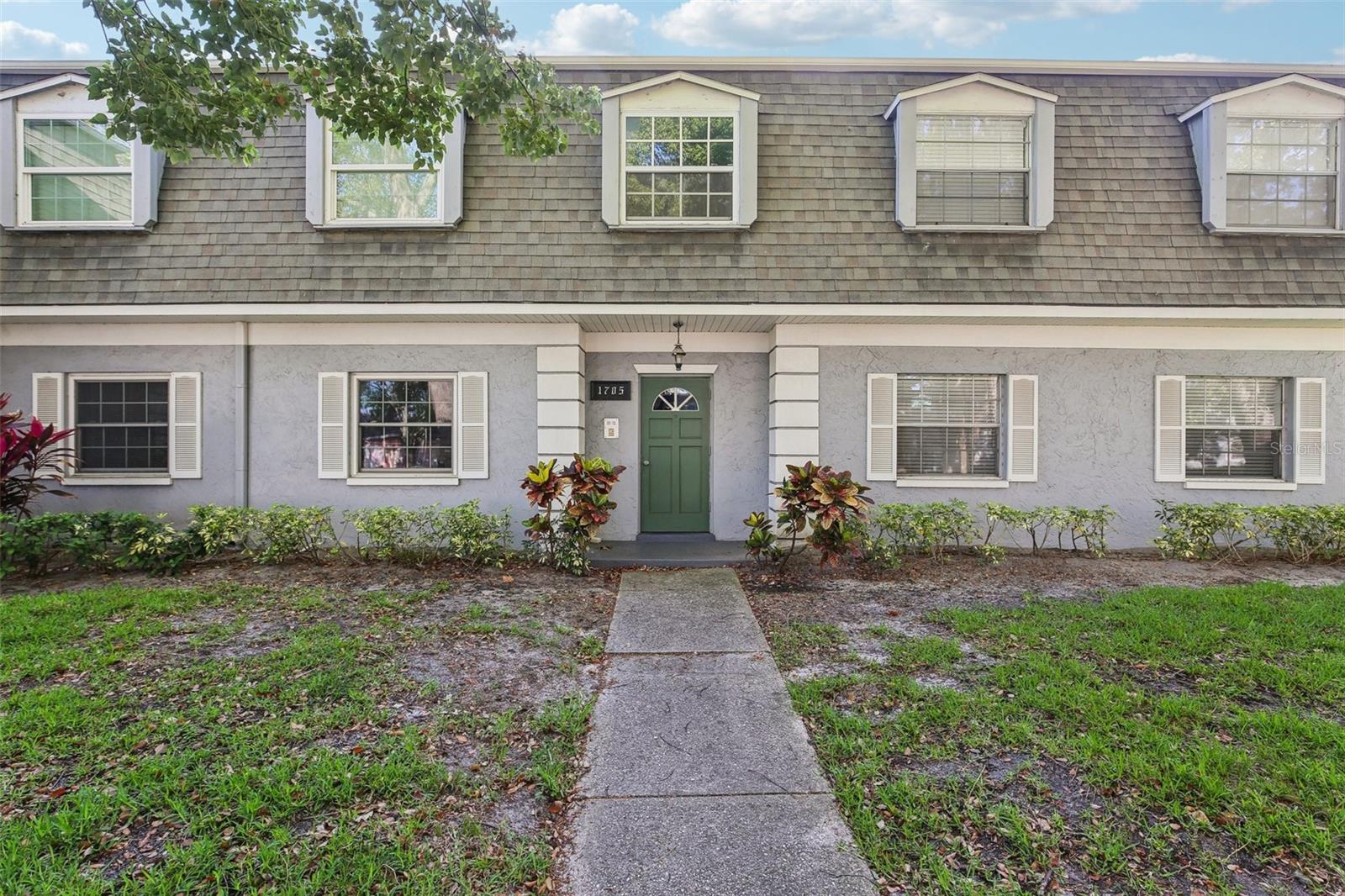 1705 Belleair Forest Dr #b Property Photo