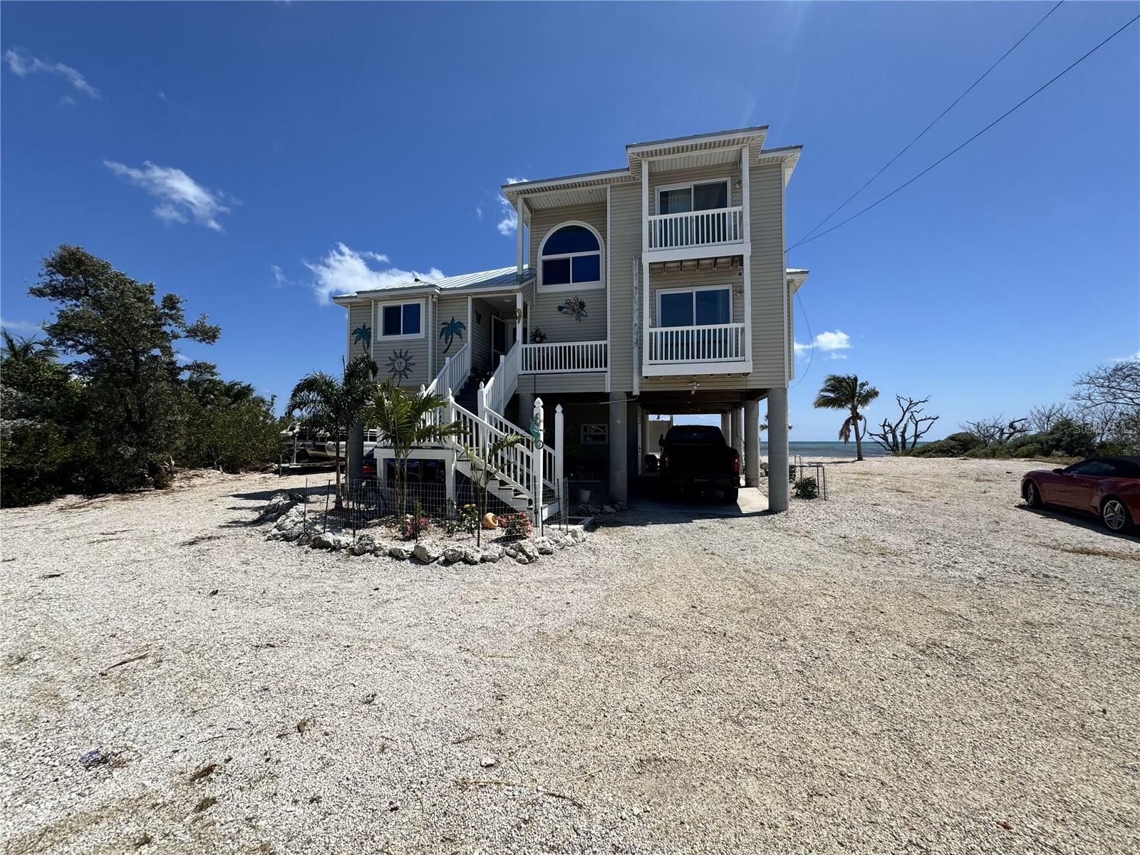 1659 Long Beach Dr Property Photo 4