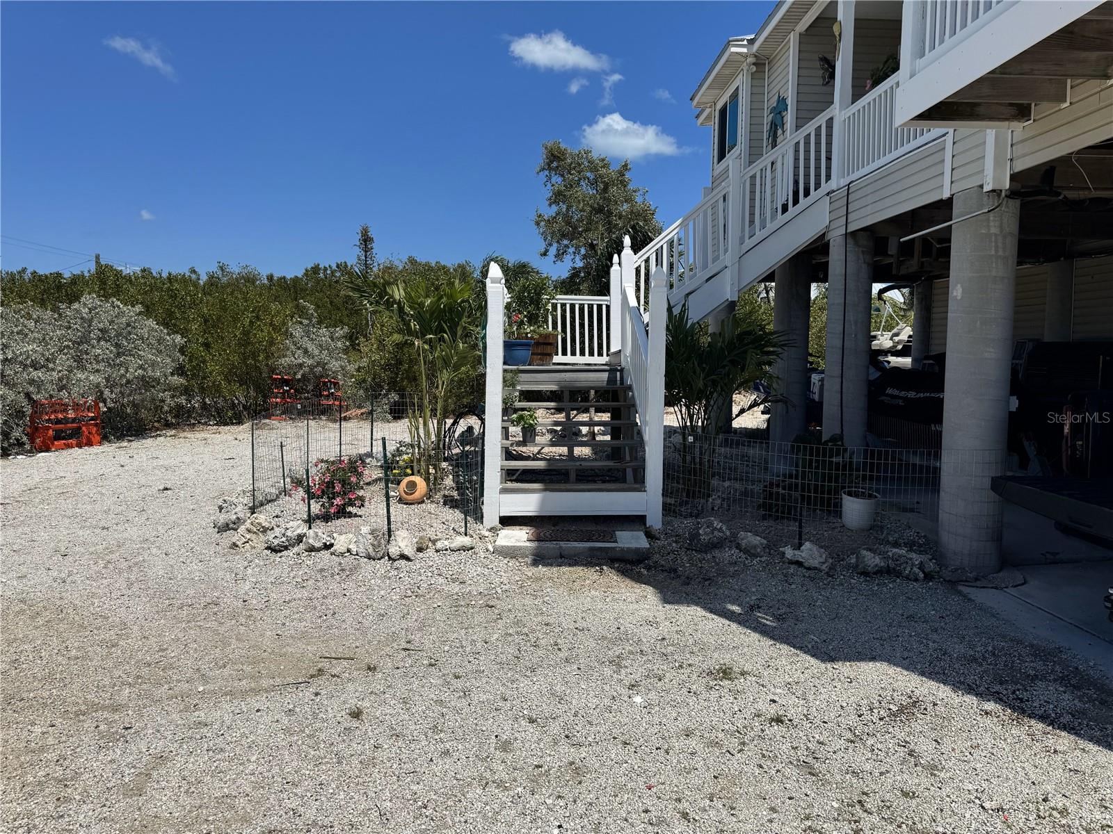 1659 Long Beach Dr Property Photo 44