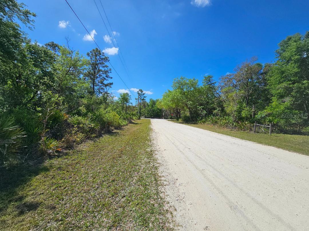 8130 Shellstream Dr Property Photo 4