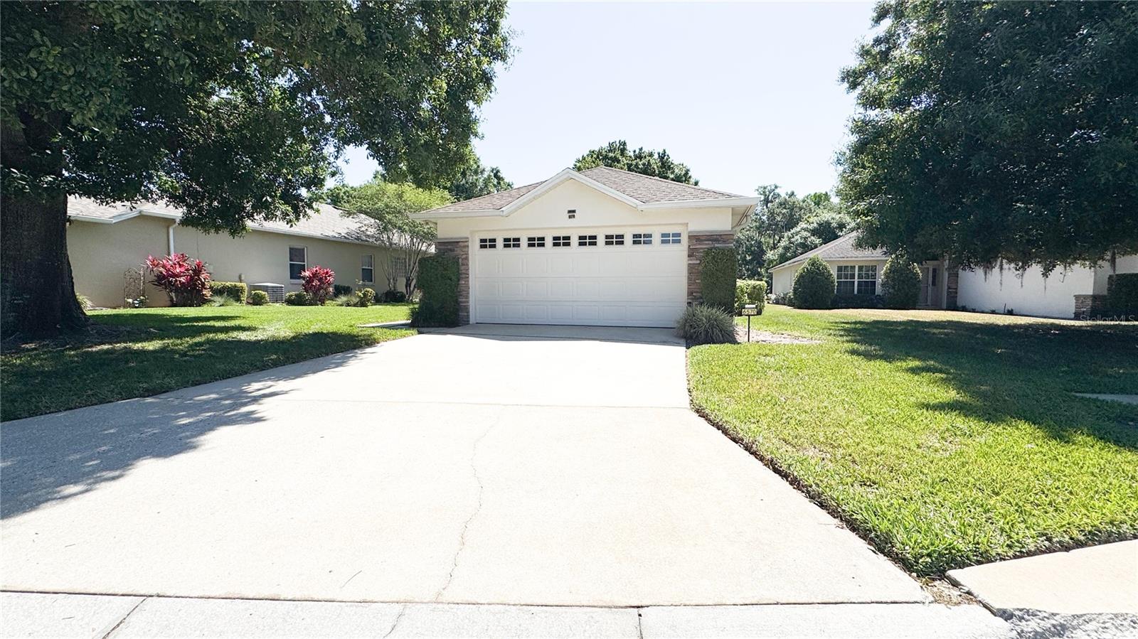 6570 Lake Clark Dr Property Photo