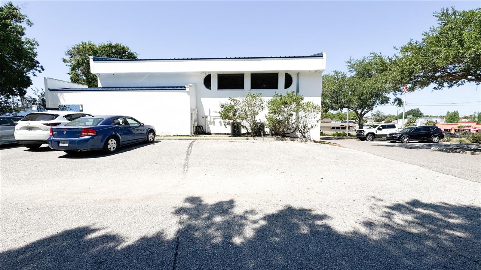 3830 S Florida Ave Property Photo
