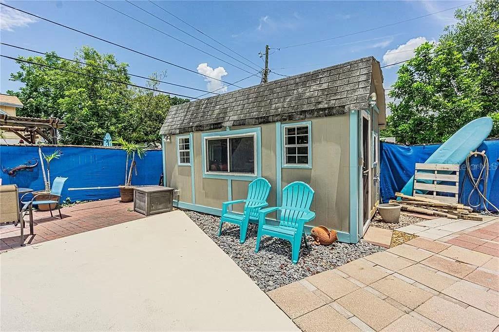 9201 86th Ave Property Photo 27