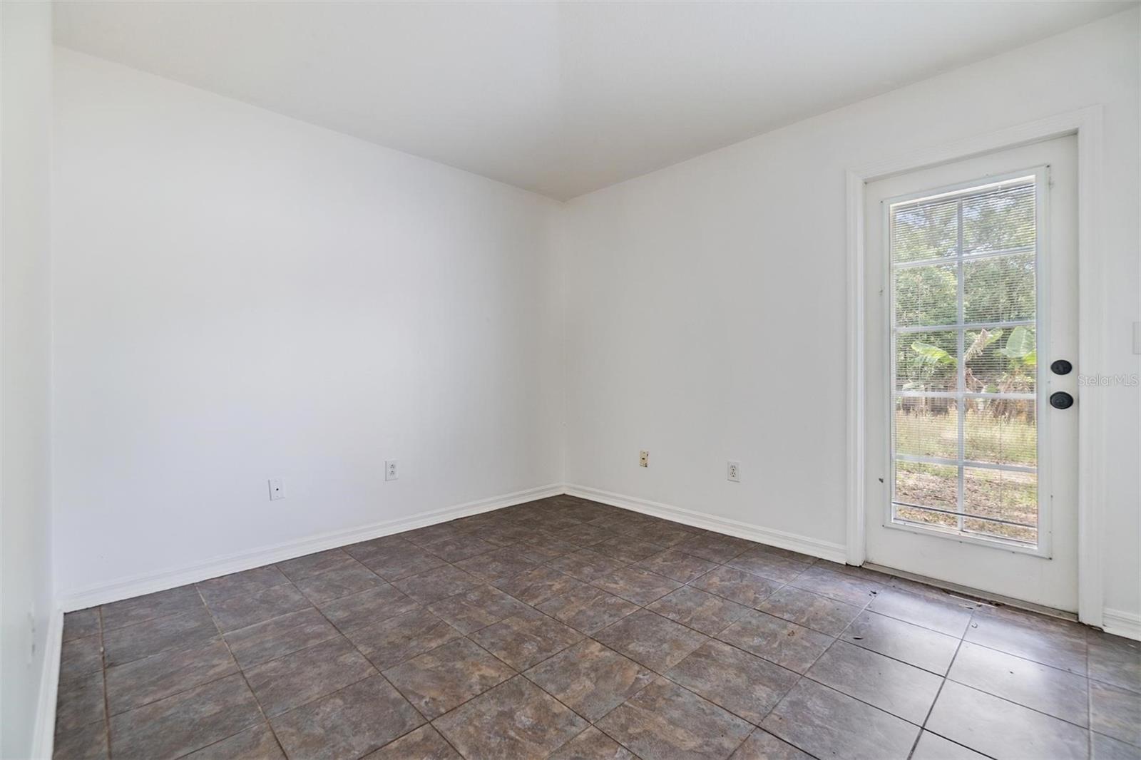1524 Marsh Wood Dr Property Photo 11