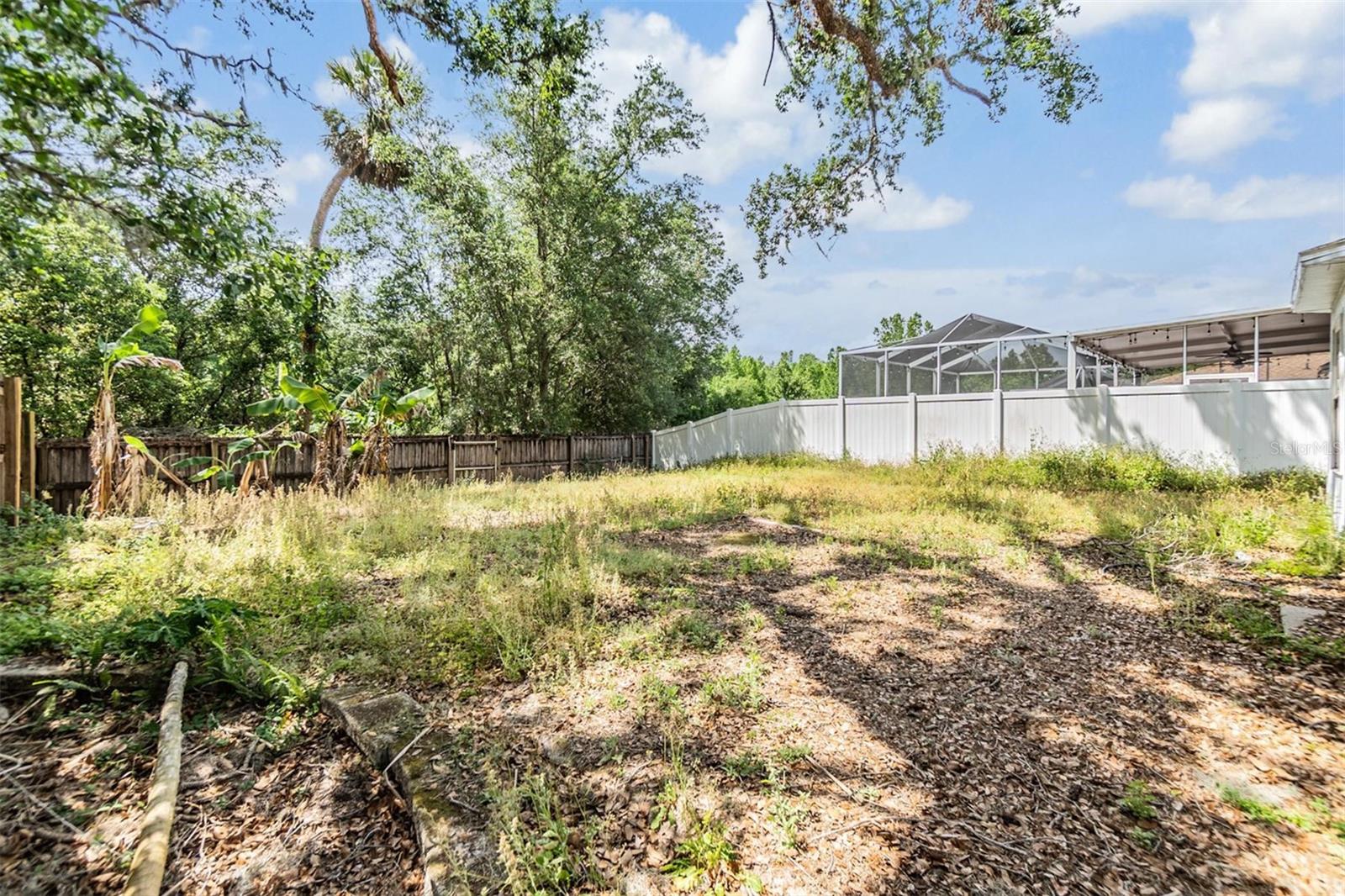 1524 Marsh Wood Dr Property Photo 23