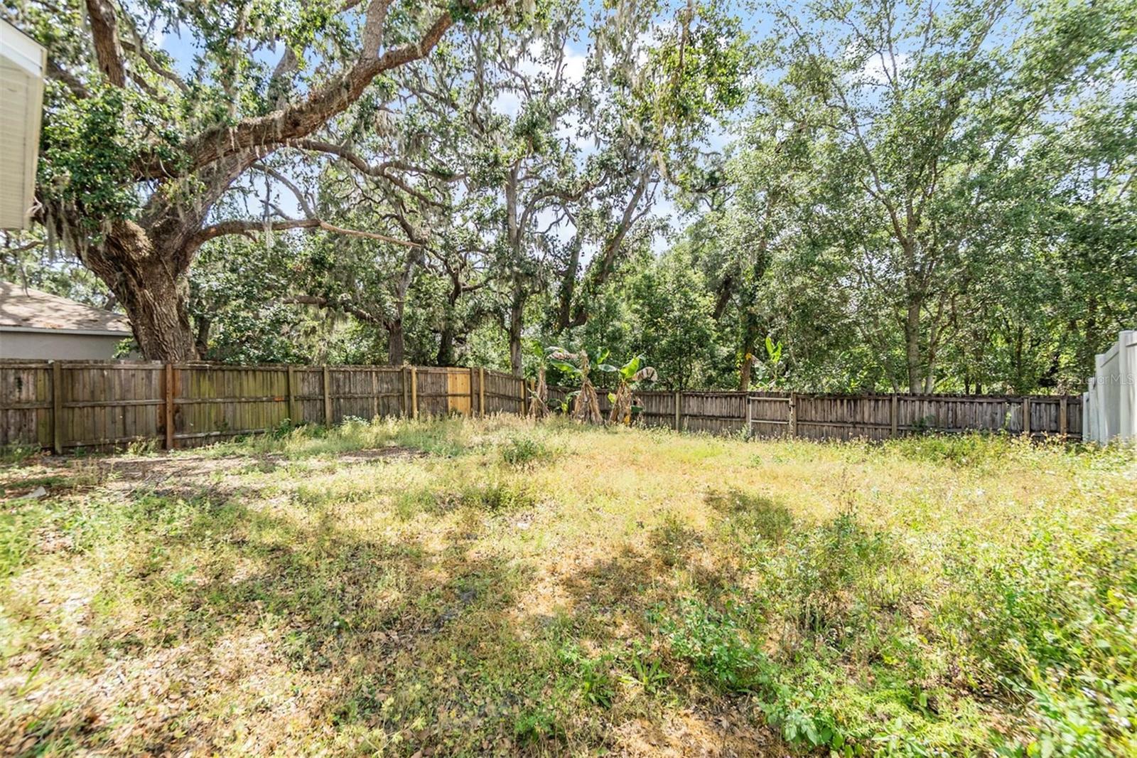 1524 Marsh Wood Dr Property Photo 24
