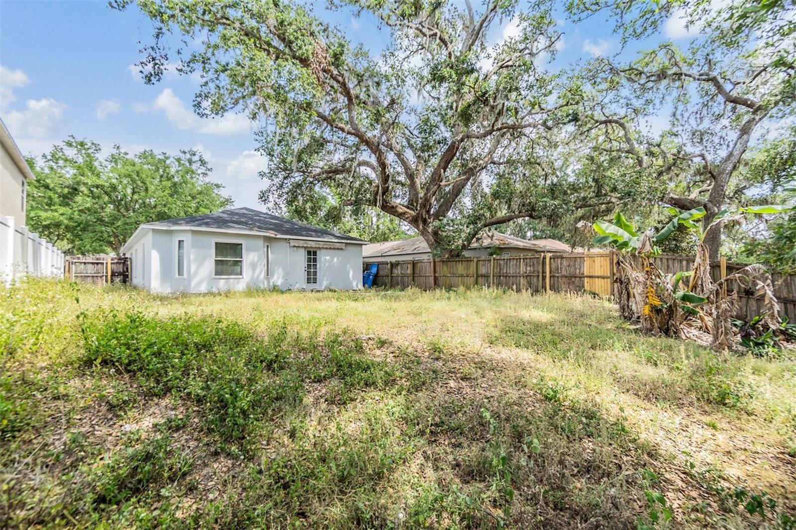 1524 Marsh Wood Dr Property Photo 25