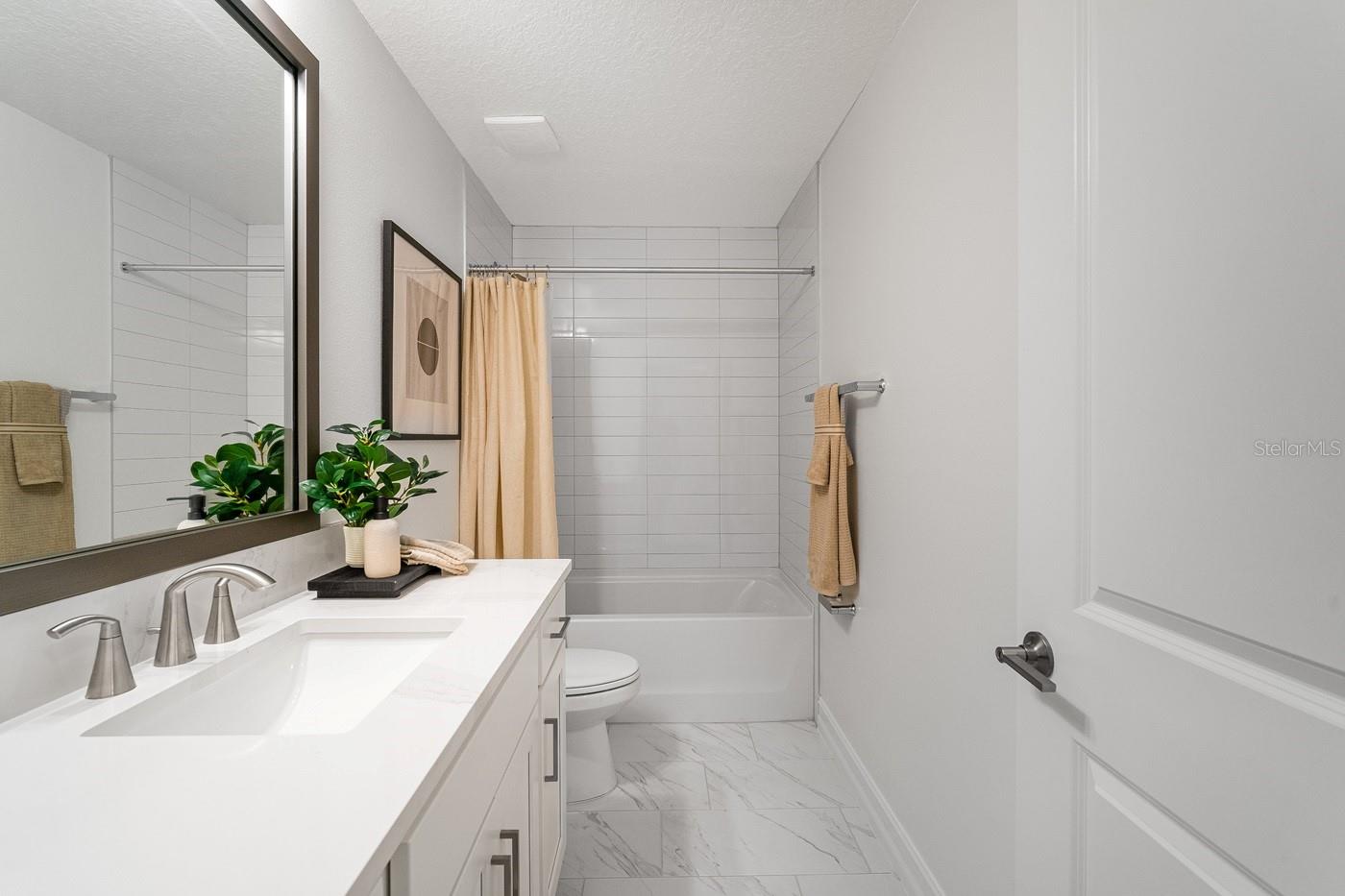 4511 S Manhattan Ave #29 Property Photo 3